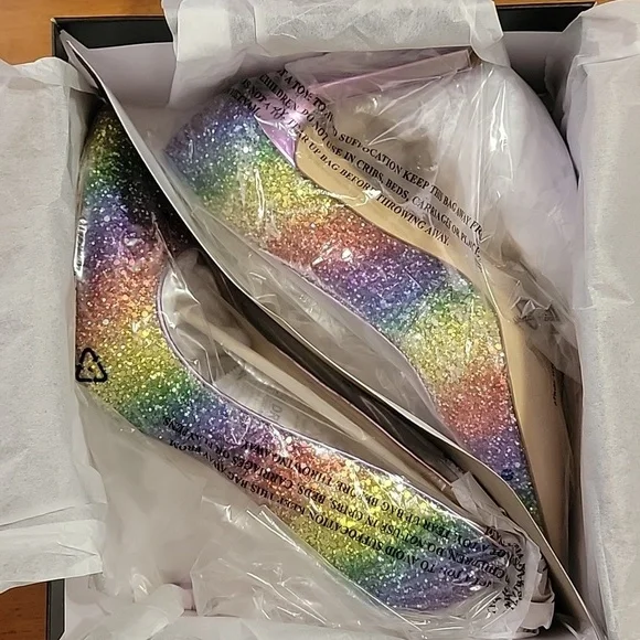 Nine West Tatiana Pointy Pumps - Picture 2 of 6